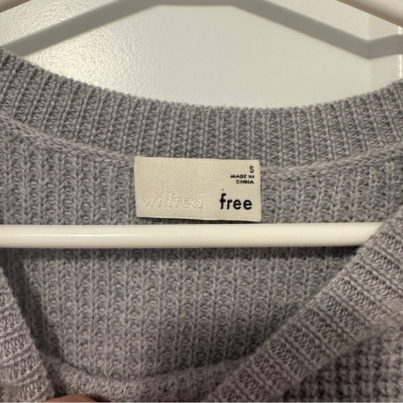 Wilfred Free Aritzia *Grey Isabelli Crewneck Waffle Sweater Size Small Woman’s - Picture 7 of 11